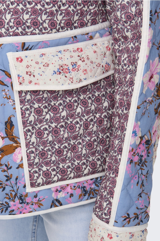 ONLSMILLA QUILTED PATCHWORK JACKET 15323550 TOFU/FLOWER&B